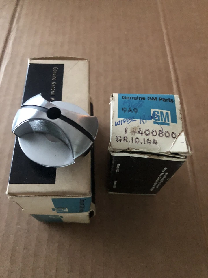 NOS 1968 Oldsmobile exc. F85/ Toronado Windshield Wiper Switch Knob-400800 - Image 3 of 4