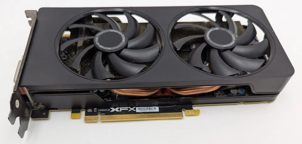 XFX Double D Radeon R9 270 2GB GDDR5 PCIe 3.0 x16 Video Graphics Card R9-270A-CD - Image 4 of 4