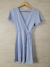 Caution To The Wind Women’s Wrap Dress Blue White Textured Short Sleeve Mini