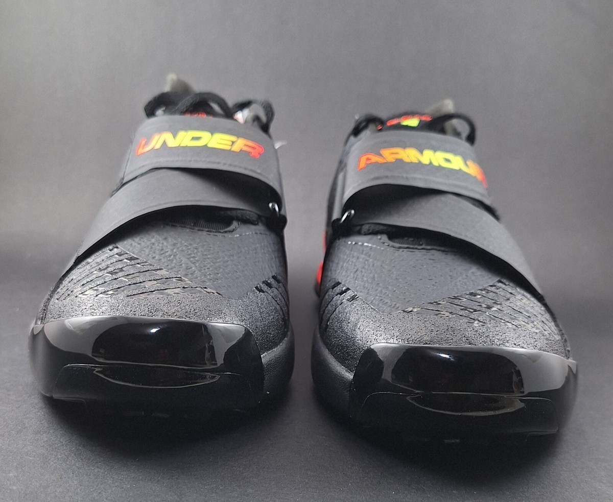 Under Armour Men UA HOVR Silencer Light Track Field Shoes 3022517-004 Size 9 New Amazon.com | Under Armour Unisex HOVR Silencer Track Shoes  main image 2