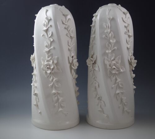 VINTAGE ITALY CERAMIC BLANC DE CHINE SET OF 2 LAMPS-LAMP BASES RAISED DESIGN #2 - Picture 2 of 10