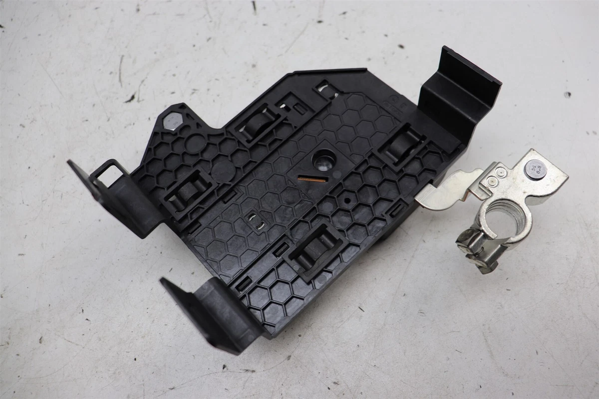 Mercedes Benz A35 AMG W177 2020 Battery Terminal Cable Limiter 