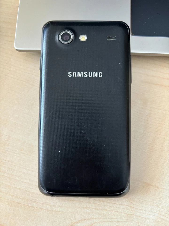 Samsung Galaxy S Advance - Immagine 3 di 3