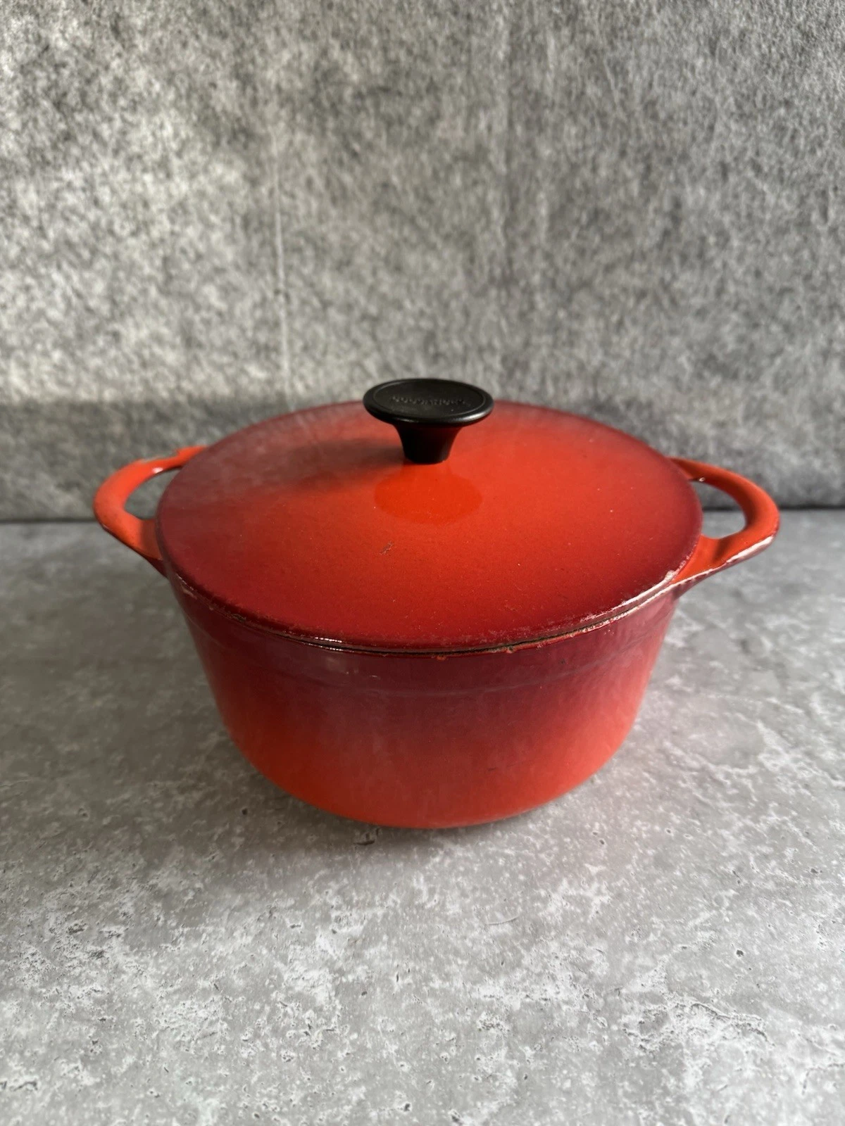 Cousances Cast Iron Casserole Dish Red Enamel Dutch Oven 18cm (Le Creuset)