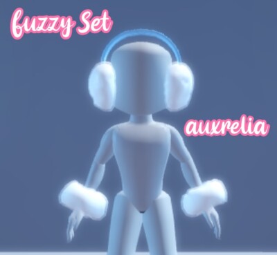    Fuzzy Set - ROYALE HIGH   