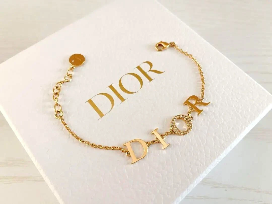 Top với hơn 69 về dior logo gold cdgdbentreeduvn #17 Top với hơn 69 về dior logo gold cdgdbentreeduvn
