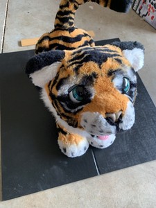 tiger toy that moves