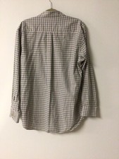 Men  s long sleeve button down dress shirt L