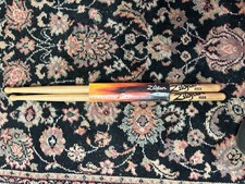 Zildjian h28e select hickory drum sticks