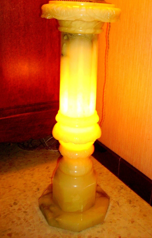 COLONNE ALBÂTRE LUMINEUSE AVEC ÉCLAIRAGE INTÉRIEUR ET COUVERCLE CHAPEAU H 72 CM - Imagen 3 de 4