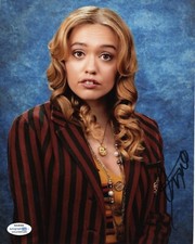 Aimee Lou Wood Sex Education Autographed Signed 8x10 Photo ACOA #6
