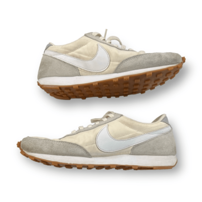 Nike Daybreak Men\'s Sneaker Size 8.5 - Grey And Cream Nike Shoes Daybreak Sneakers Size 8.5 | eBay main image 3