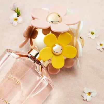 香水(女性用) DAISY MARC JACOBS Eau So Fresh 125ml Amazon.com: Marc Jacobs Daisy Eau So Fresh Eau de Toilette 1