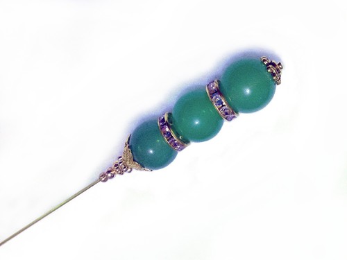 HATPIN with 3 GREEN STONES and Rhinestones in a Gold Finish Setting - 8 inch - Picture 2 of 10