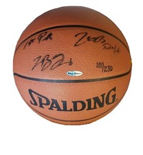 Lebron James Rookie 1st Pk 2003 Draft Basketball #d/230 U.D Signed 10/17/03