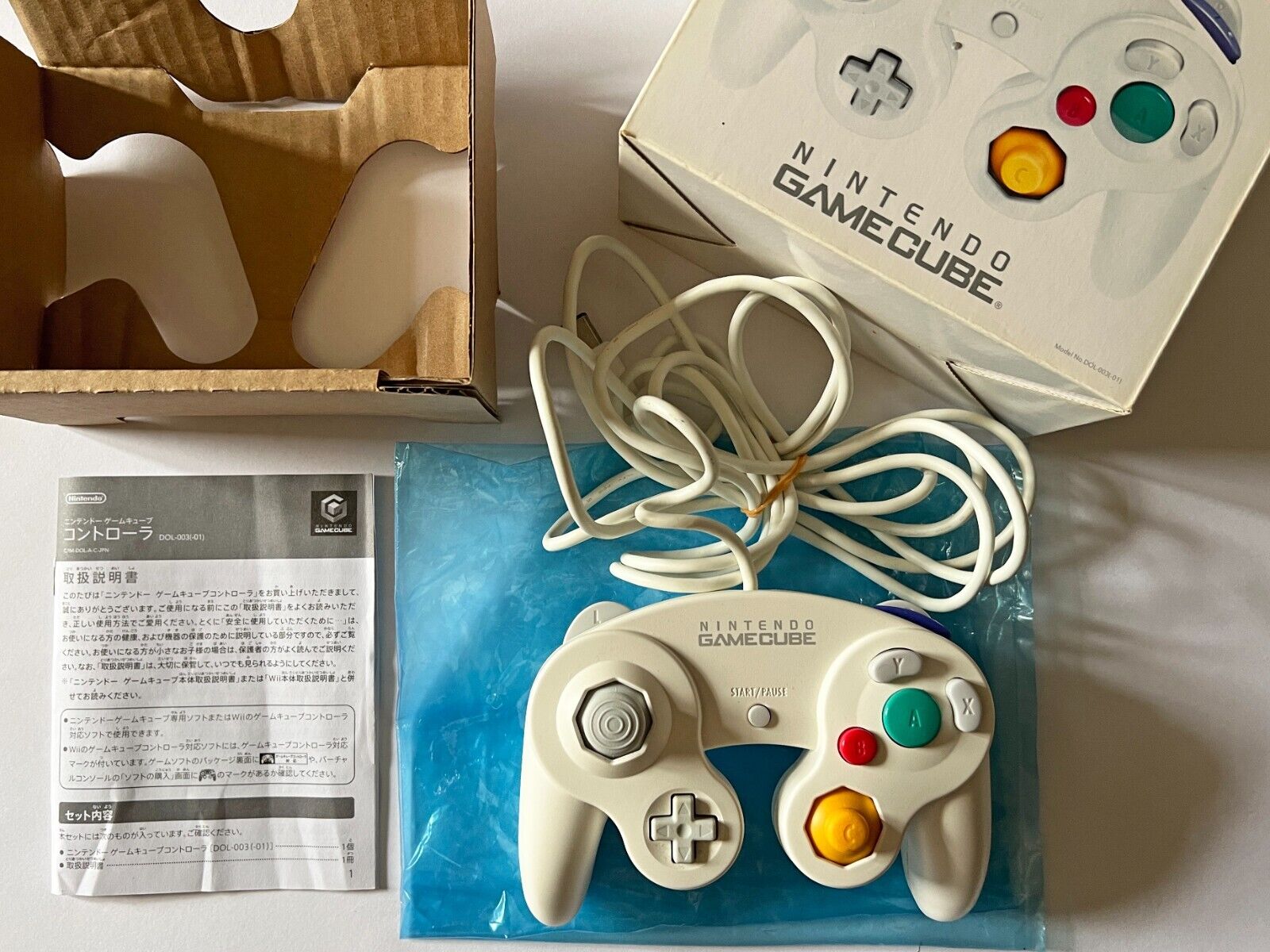 GC Controller Pad White Official Box Manual Gamecube Game Cube