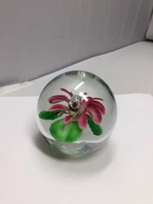 Vintage Dynasty Gallery Heirloom Collectible HandBlown Glass Floral Paper Weight