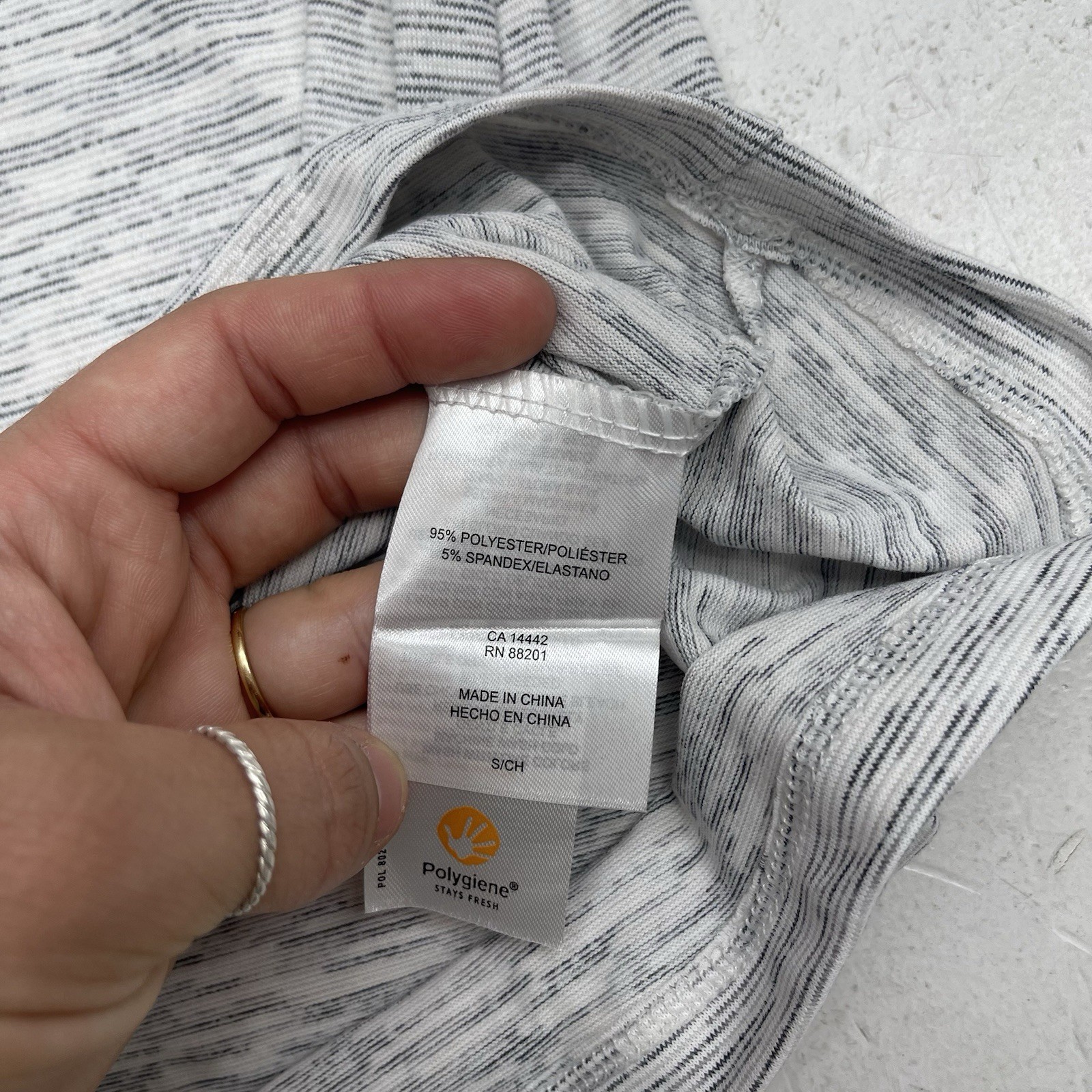 Mondetta White Gray Printed Performance Luxury Ac… - image 4