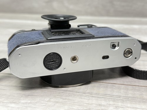Yashica FX-D Quartz SLR Film Camera UNTESTED For Parts - Picture 5 of 6
