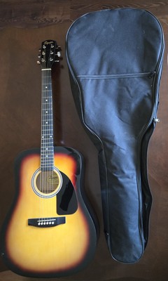 Squire Fender SA-150 Acoustic Guitar 6 Six Strings EUC With Case Backpack