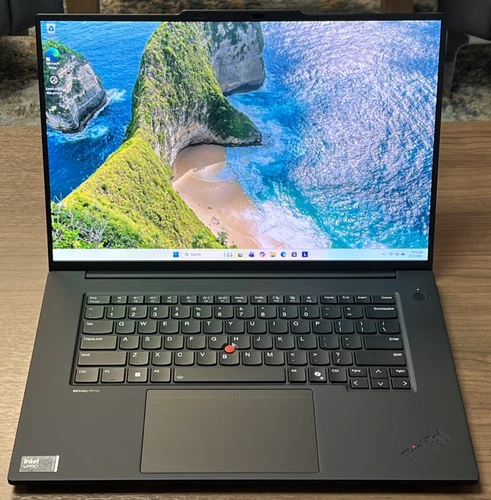 Lenovo Thinkpad P1 Gen7 Mobile Workstation Core Ultra 9 185H RTX 2000 32GB
