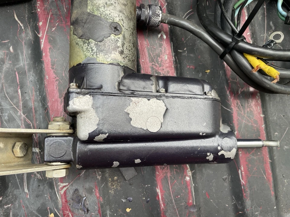 1991 Force 35hp Power Trim Unit - Image 3 of 4