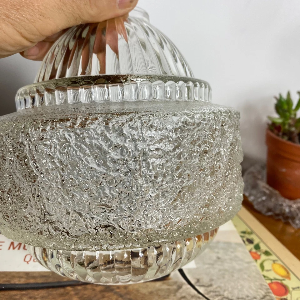 Globe ancien en verre abat jour seventies pour lampe applique lustre ACC-7610 - Photo 4/4