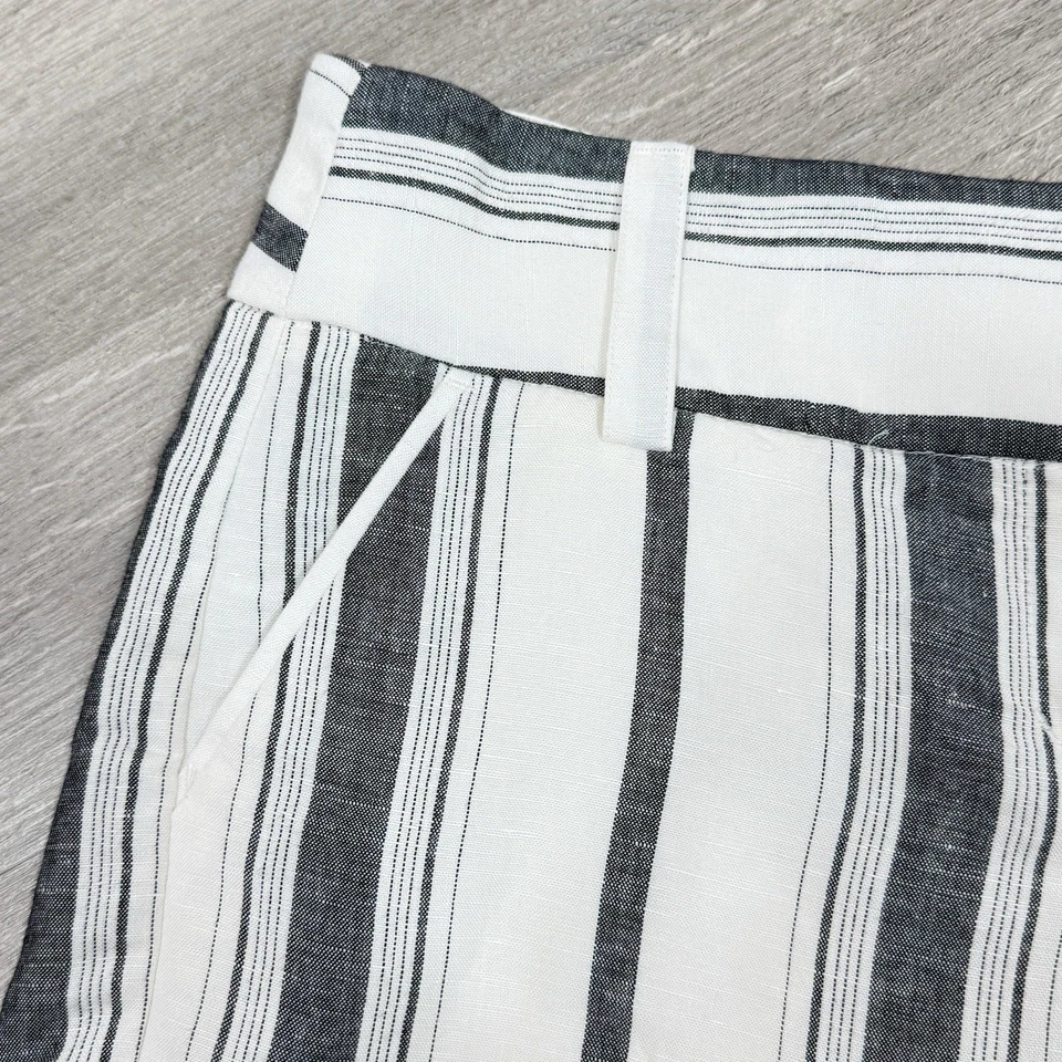 Express Midi Shorts Women Size 0 White Grey Striped Cuffed Linen Blend Dressy - Image 4 of 4
