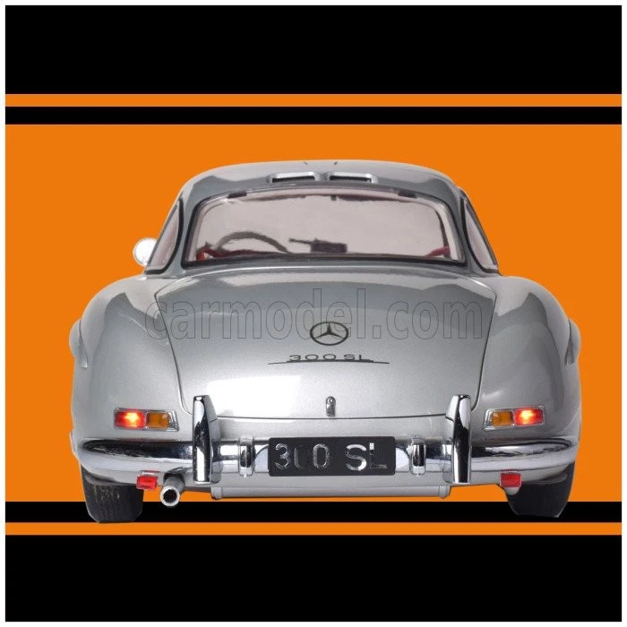 KIT MODELLINO AUTO STATICO IXO MERCEDES 300 SL COUPE W198 1954 SILVER SCALA 1/8 - Immagine 2 di 4