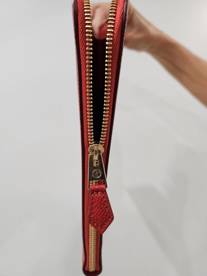 Giorgio Armani Red IPAD tablet Leather sleeve case & ipad 10th Gen - Image 3 of 4