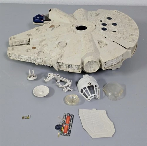 X-76 VINTAGE 1980'S KENNER STAR WARS MILLENNIUM FALCON SPACESHIP