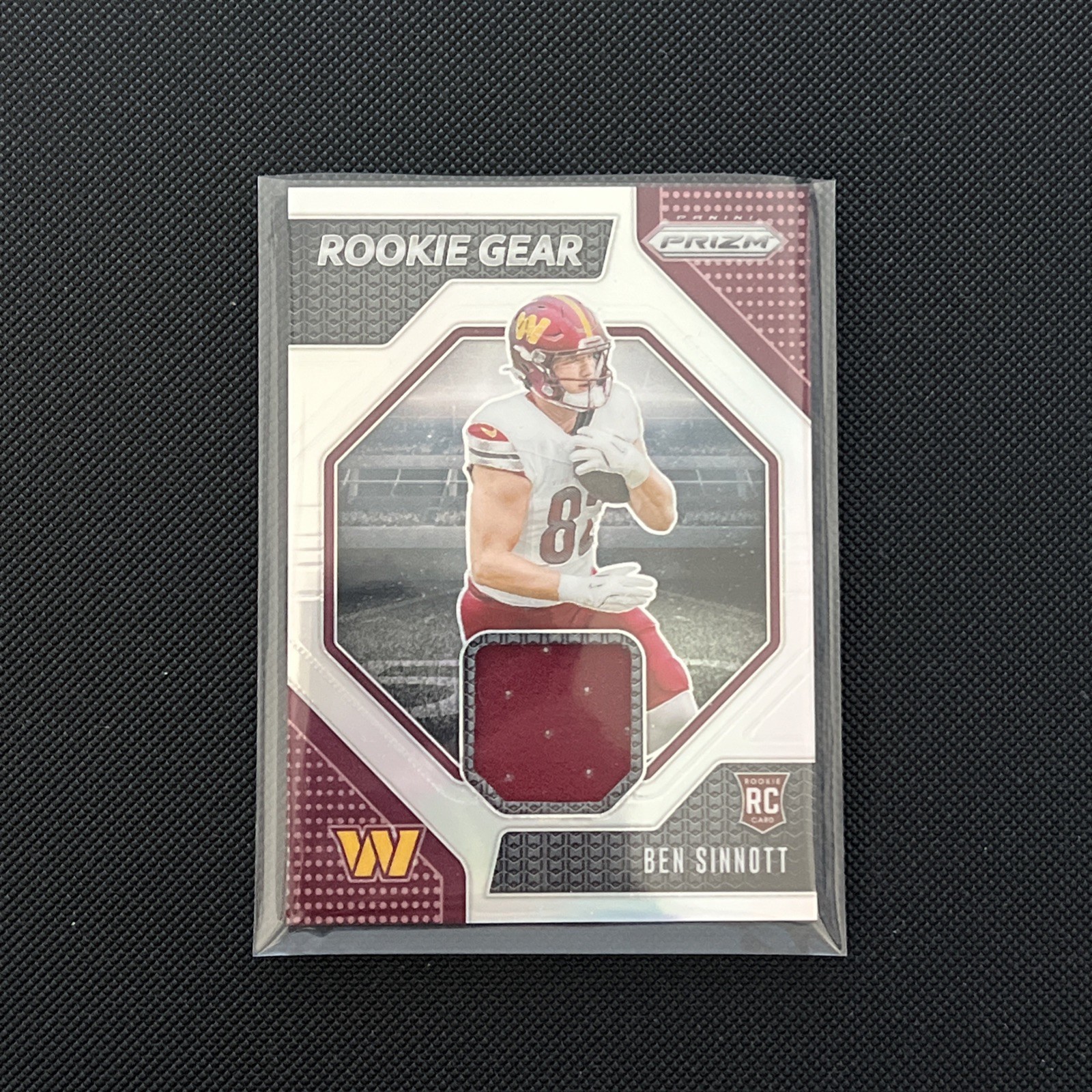 2024 Panini Prizm - Rookie Gear Ben Sinnott #RG-BST Silver Prizm