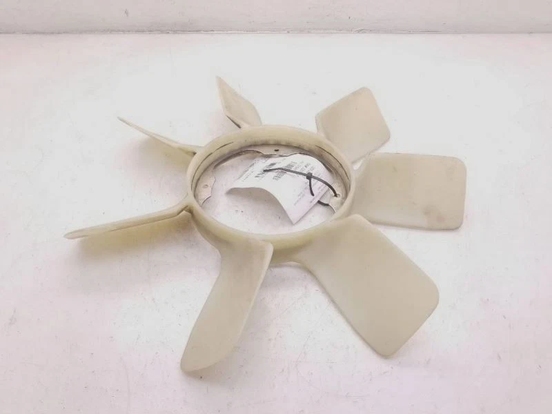 07-18 丰田 TUNDRA 5.7L 8CYL Radiator 冷却风扇组件 — 第 2/4 张图片