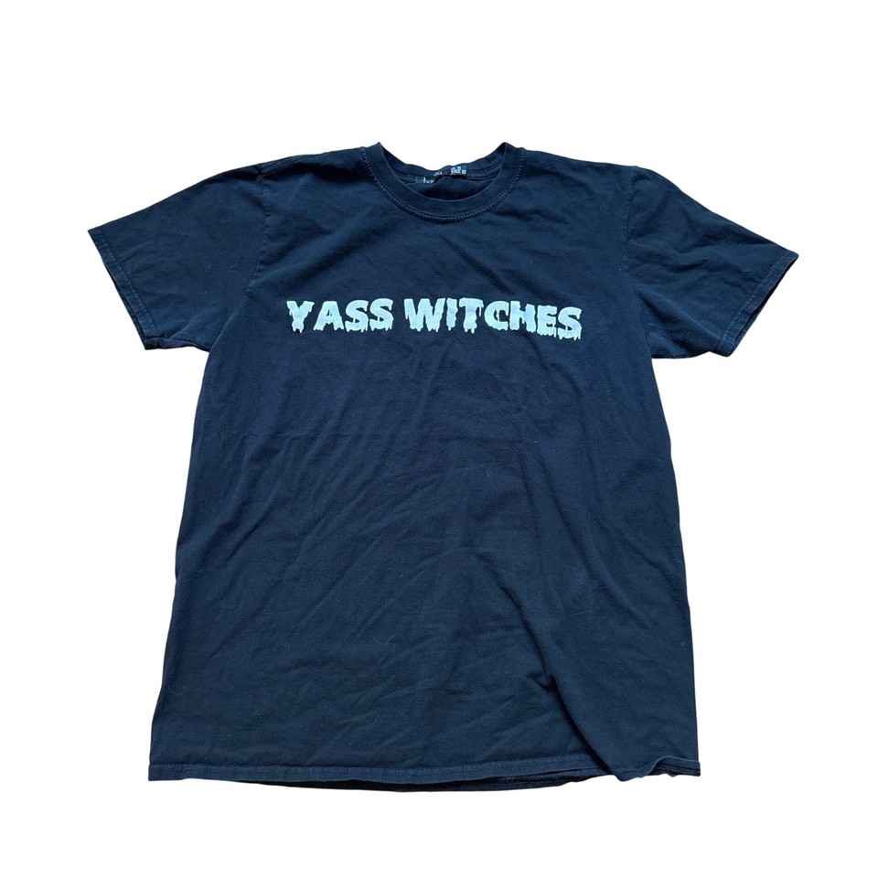 Boohoo Graphic Tee Women Black Good Yass Witches Halloween Slogan SIZE 12