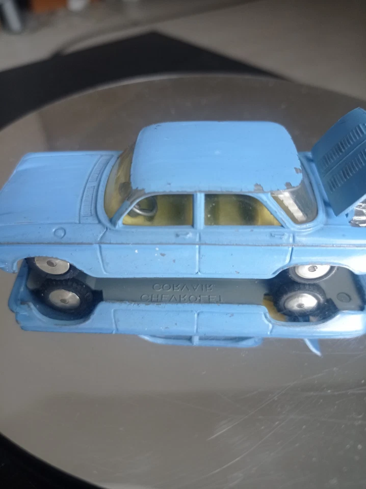 CORGI TOYS R 229 CHEVROLET CORVAIR ANNI 60 raro giocattolo Epoca GT BRITAIN - Immagine 3 di 4