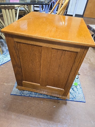 White Clad Ice Box Simmons Hardware End Table Chest Nightstand Oak - Picture 7 of 9