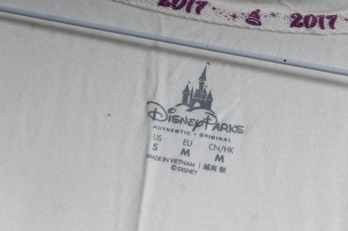 Disney Parks Walt Disney World 2017 Celebration Tshirt - Small Medium (H9) - Picture 3 of 4