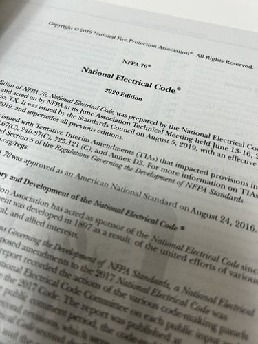 National Electrical Code NEC Book NFPA 70 2020-2023-NEW - Picture 6 of 6