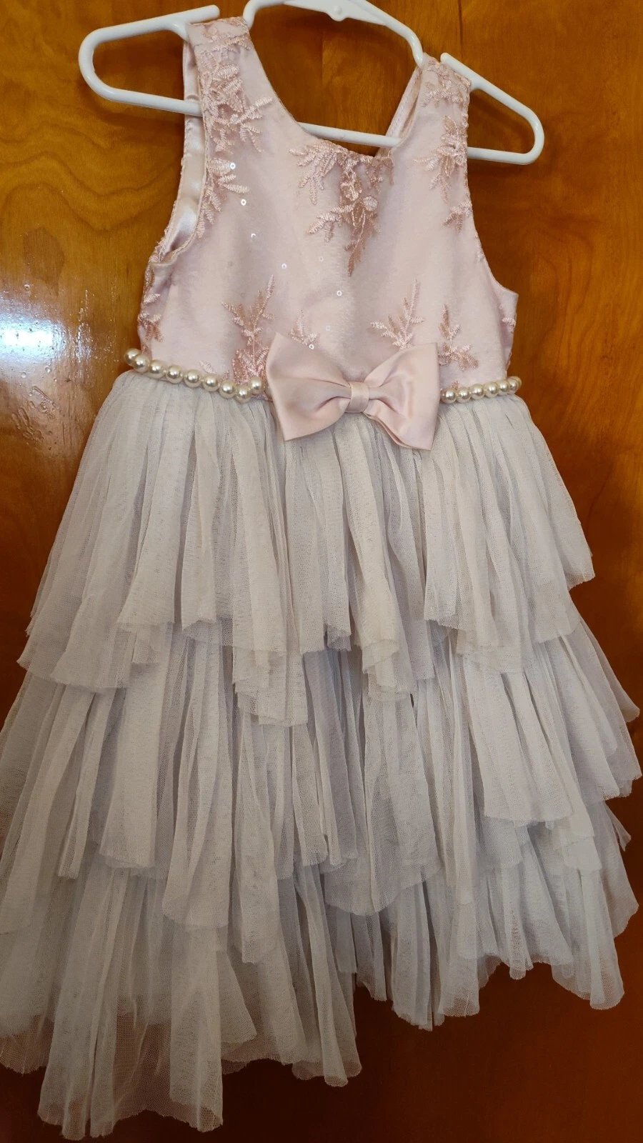 Girls Size 4 Couture Princess Pink And White Ruffle Dress