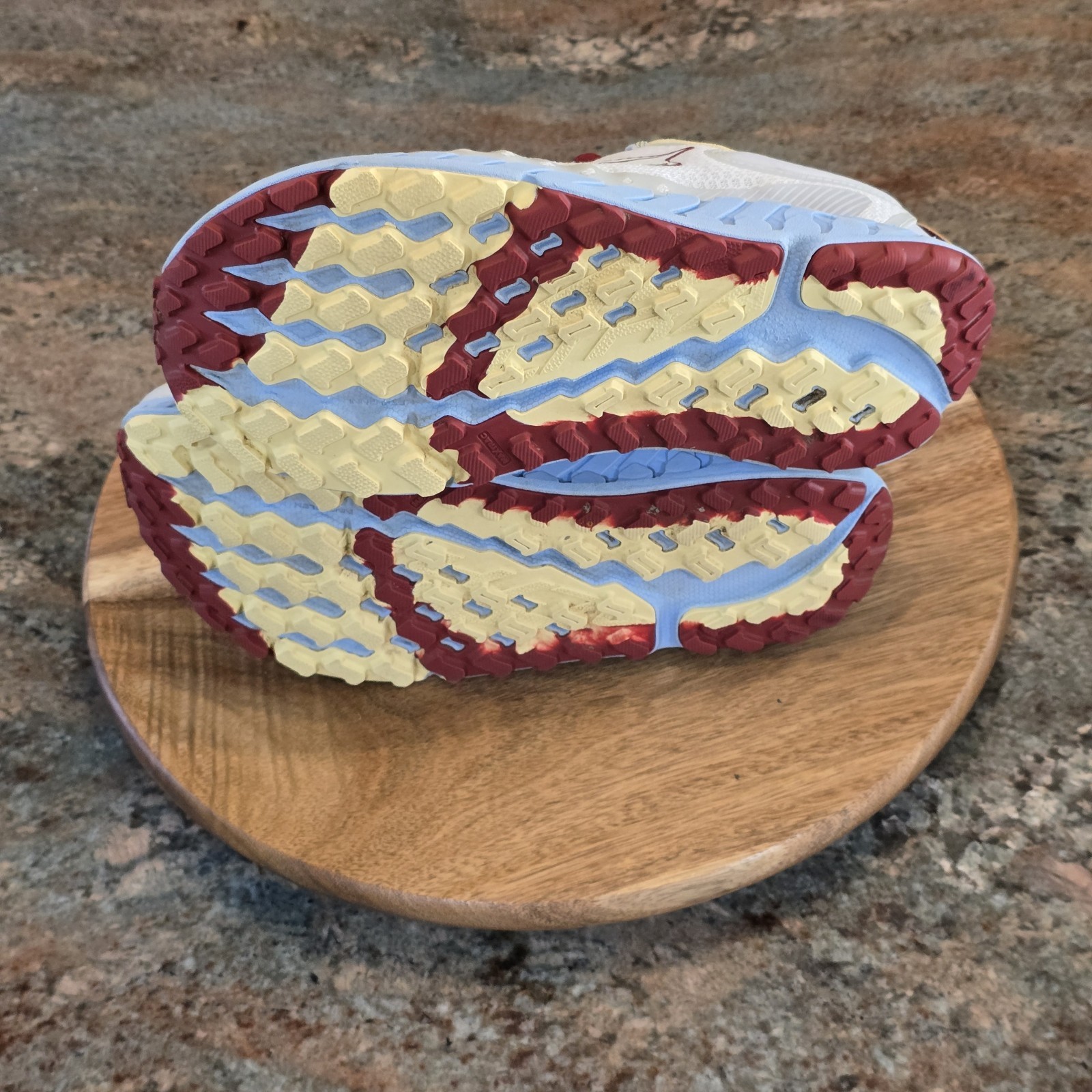 Altra Womens Outroad 2 - Womens Sz 7.5 - Athletic Trail Running Hiking Shoes