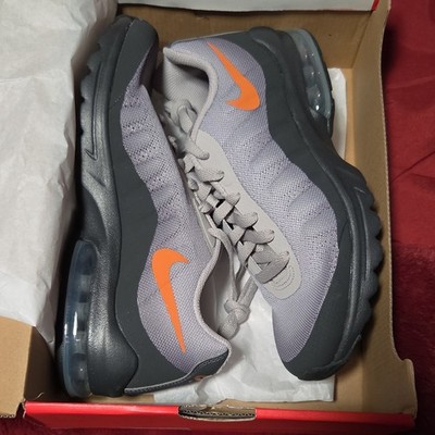 Nike Air Max Invigor GS Gray Orange Comfort Sneakers Boys' Size 6Y 749572-019