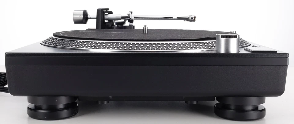 Reloop RP-1000 mk2 Belt Drive Turntable - Image 4 of 4