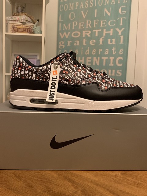 nike air max 1 just do it black