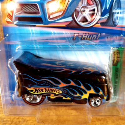 Hot Wheels T-Hunt Treasure Hunt Customized VW Drag Bus Black Real
