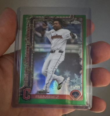 Topps Holiday 2019 Jose Ramirez HRC-13 Green Parallel 25/99 Cleveland Indians