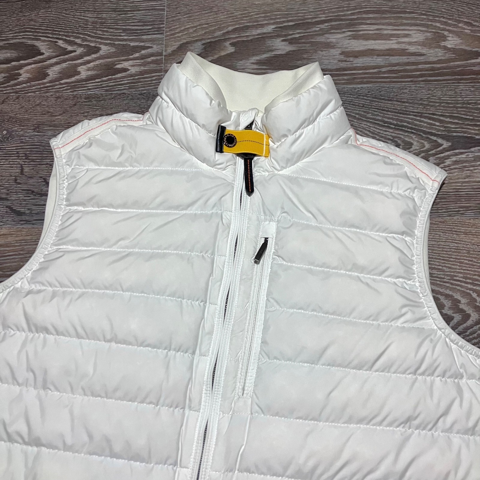 PARAJUMPERS Men's Perfect White Down Quilted Super Lightweight Vest size Medium image 4