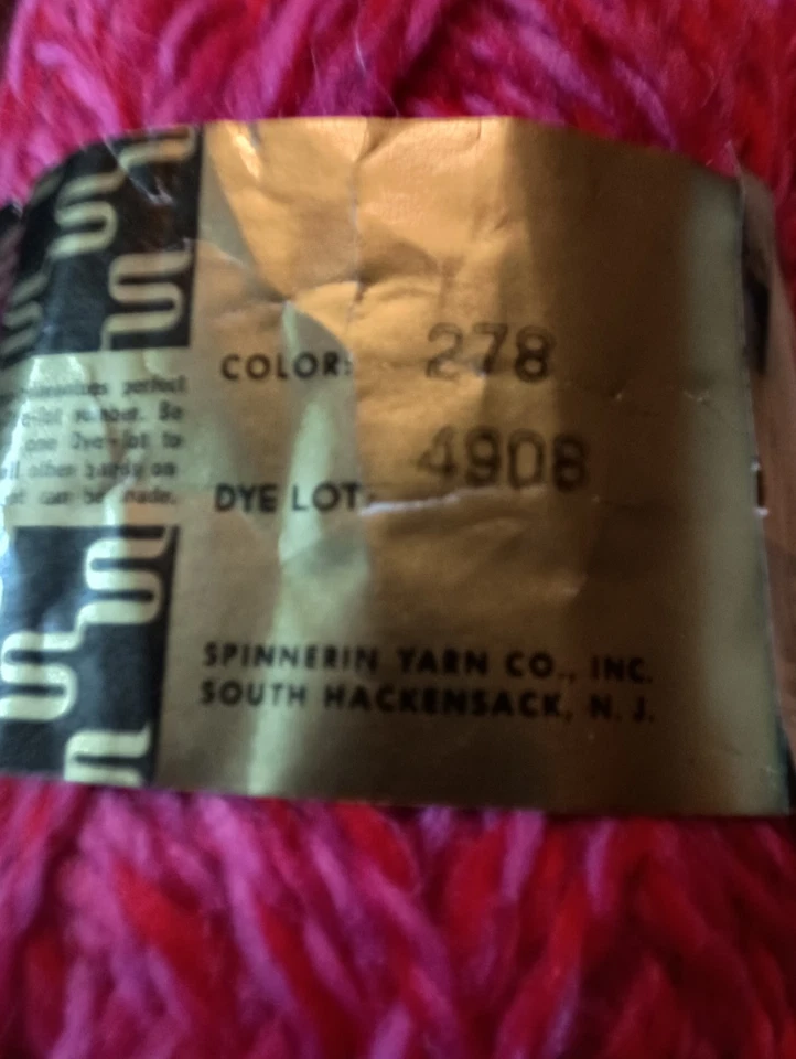 Fio Spinnerin Alpine - Rosa/Rosa Quente - 4 Fios - Clr 278 - 90% Lã 10% Mohair - Imagem 3 de 4