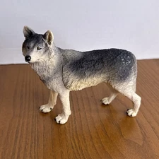 2012 Safari Ltd GRAY WOLF Toy Animal 5" Figure Wildlife Educational Realistic