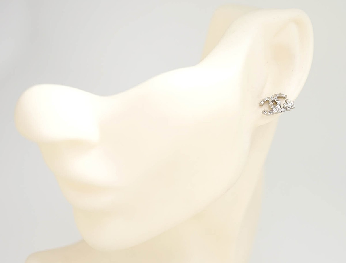 CHANEL CC Logos Rhinestone Pearl Flower Stud Earrings Silver