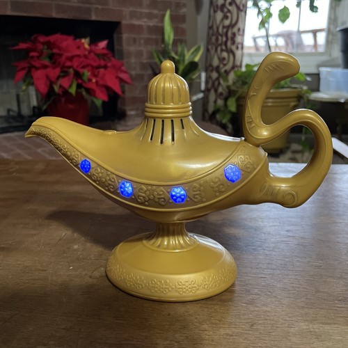 Disney Aladdin Talking Genie Lamp - Picture 6 of 10
